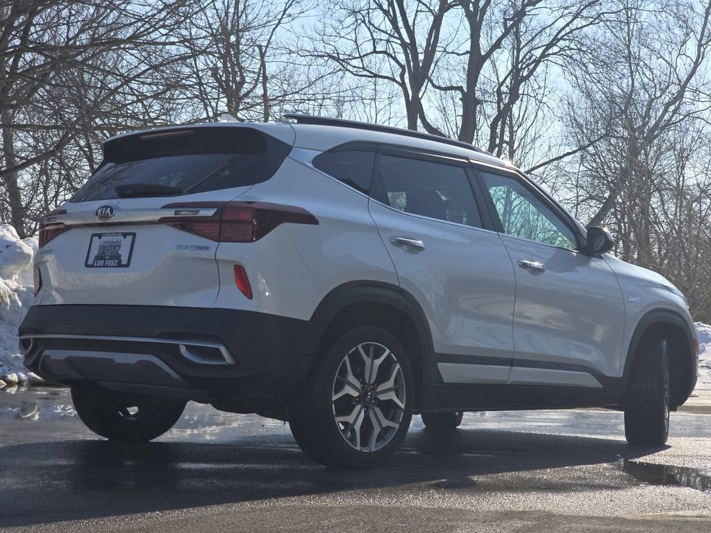 Used 2021 Kia Seltos SX w/ SX Sunroof Package image 18