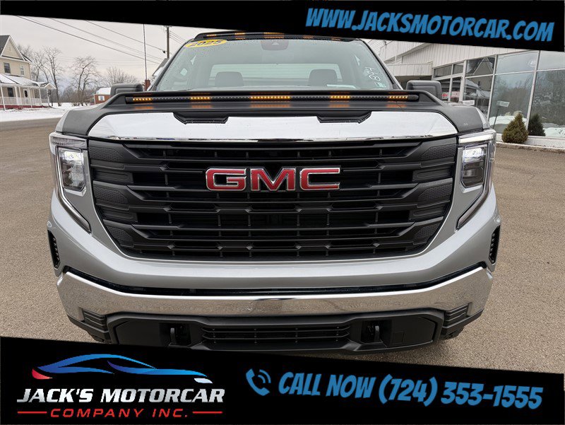 Used 2025 GMC Sierra 1500 Pro w/ Convenience Package AWD/4WD image 5