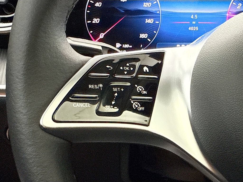 Certified 2025 Mercedes-Benz GLC 300 4MATIC image 11