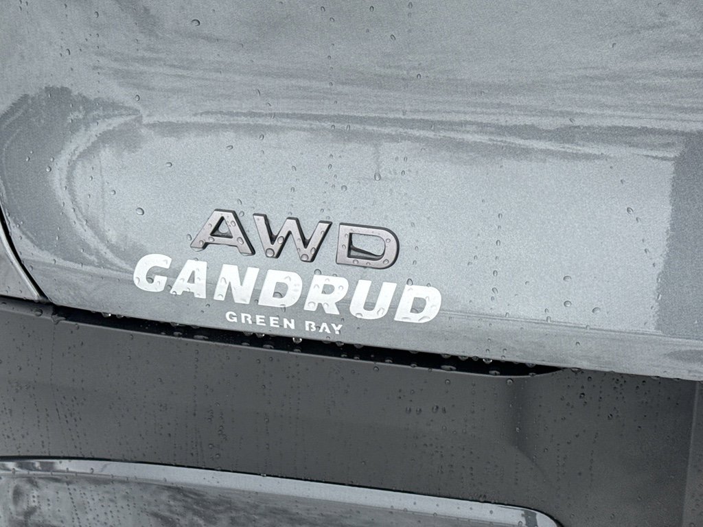 New 2026 Nissan Murano SL image 8