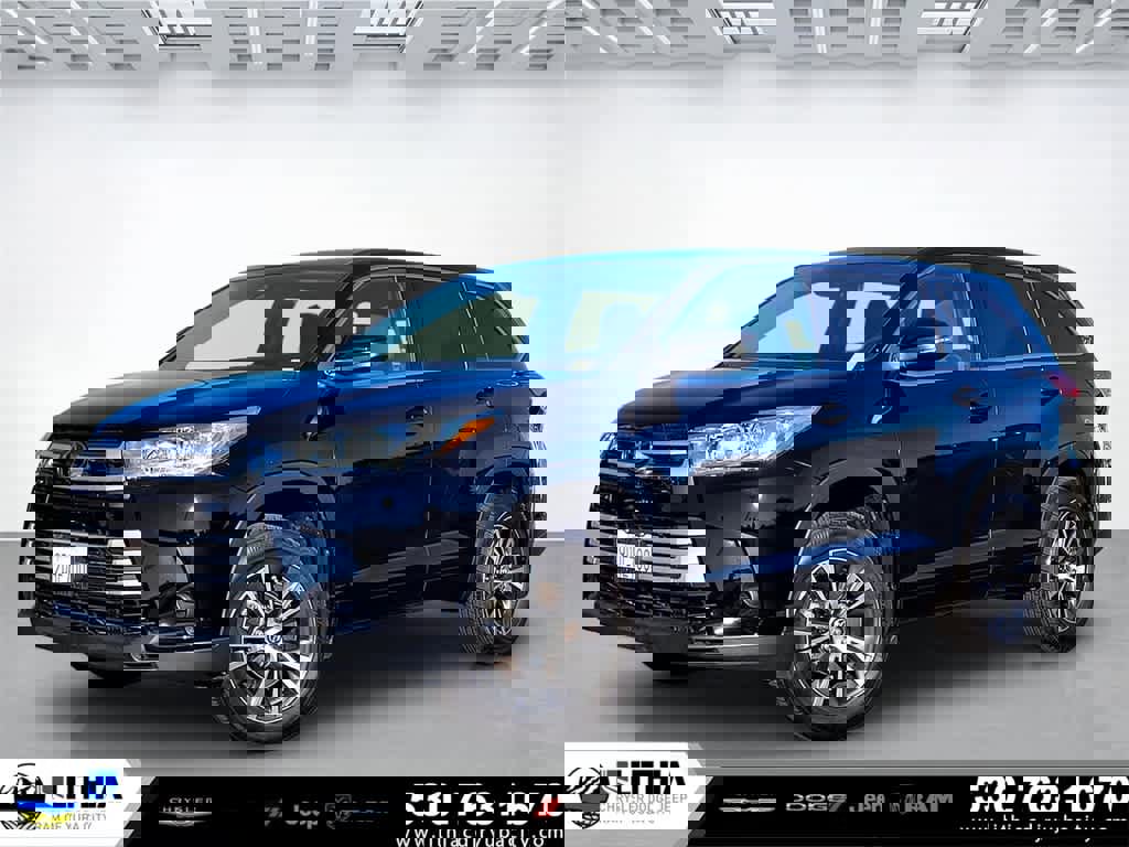 Used 2017 Toyota Highlander LE