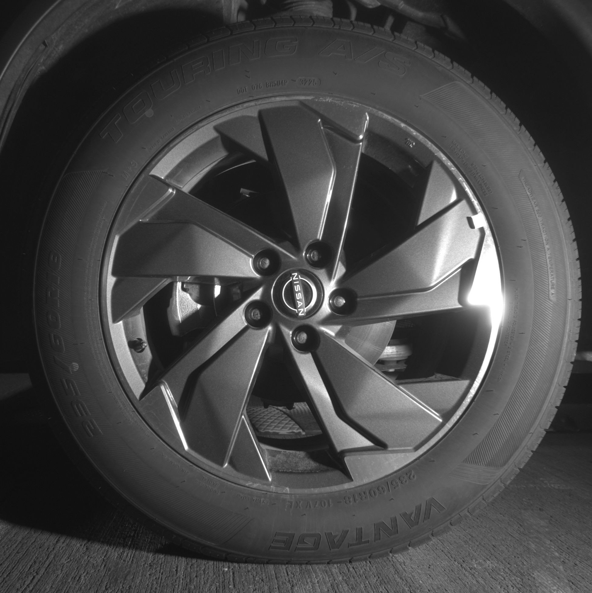 Used 2025 Nissan Rogue SV FWD image 12