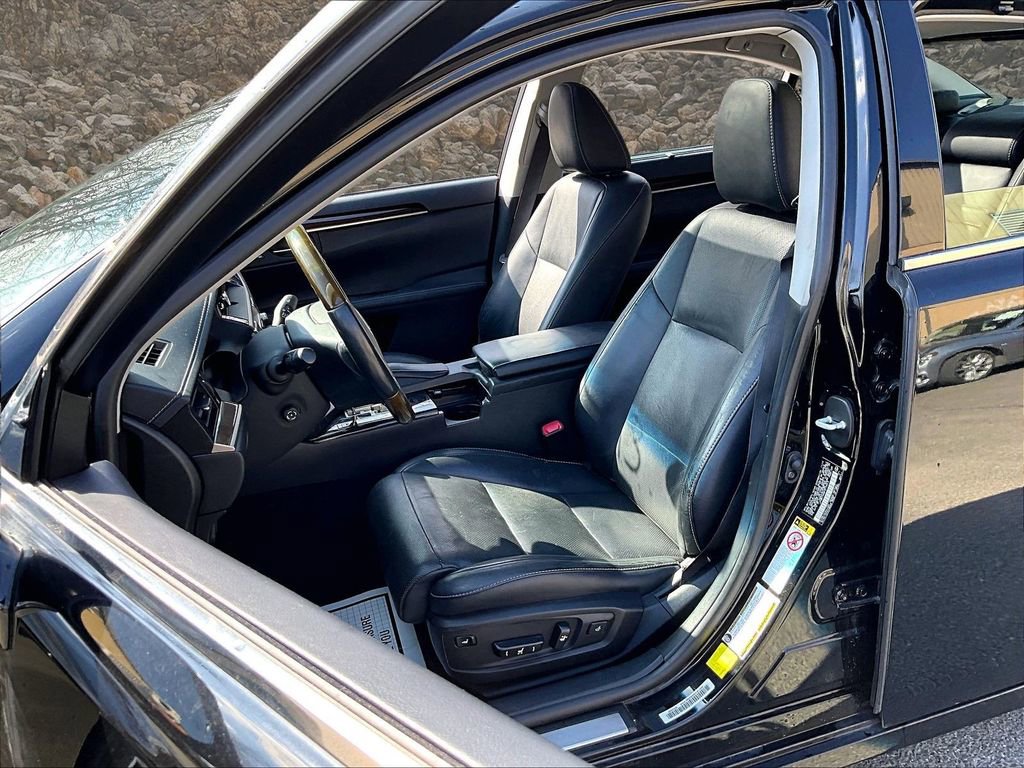 Used 2015 Lexus ES 350 w/ Ultra Luxury Package image 22