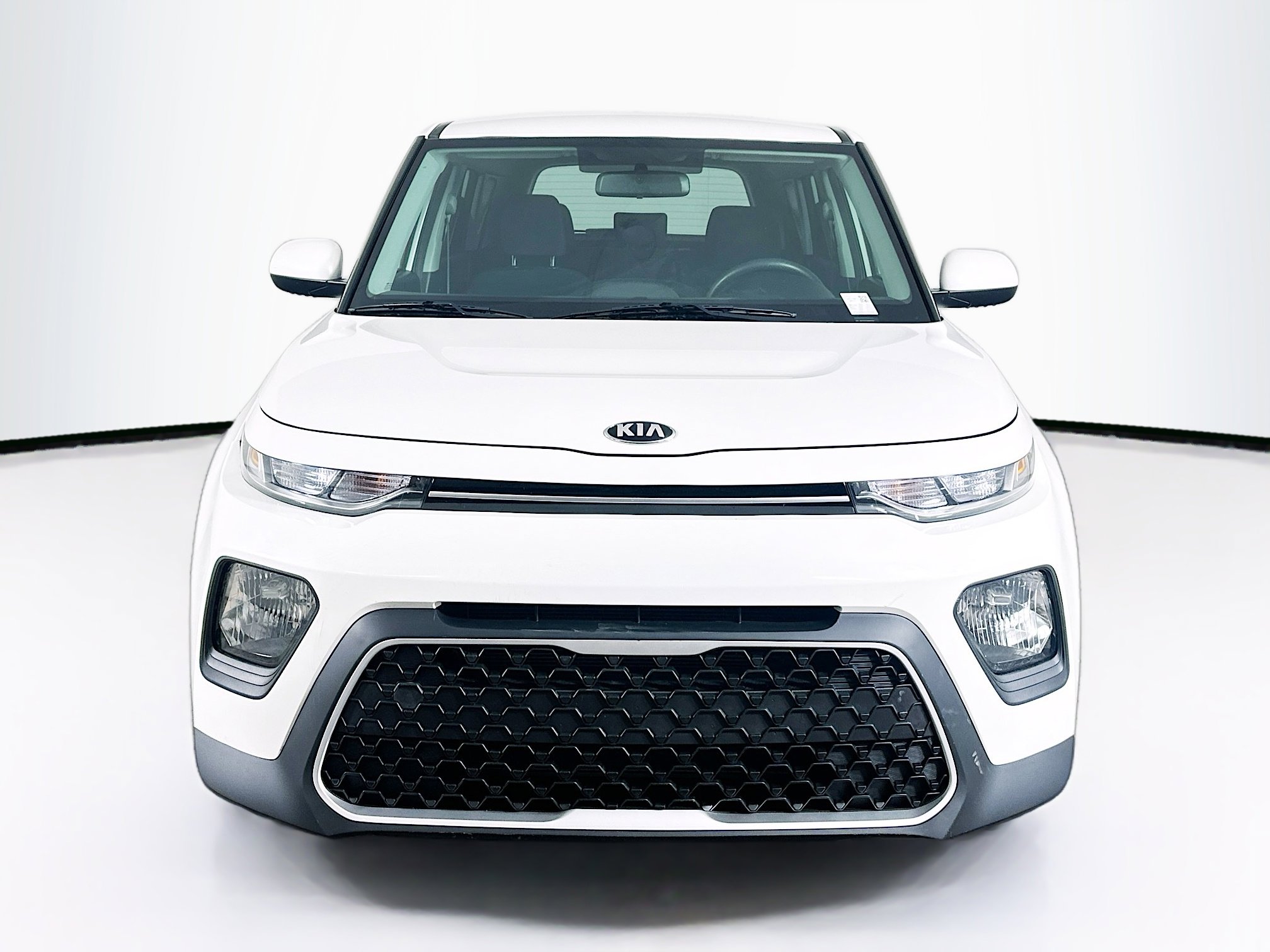 Used 2021 Kia Soul LX FWD image 2