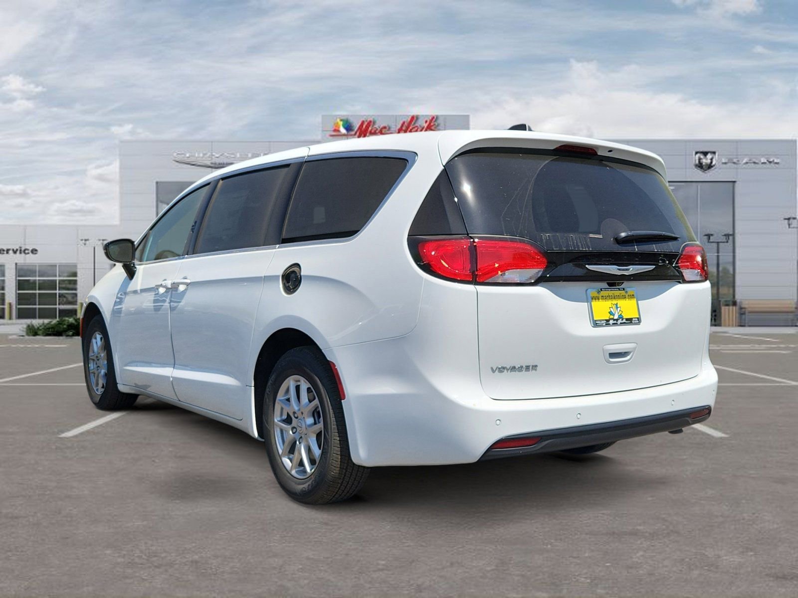 New 2026 Chrysler Voyager LX image 3