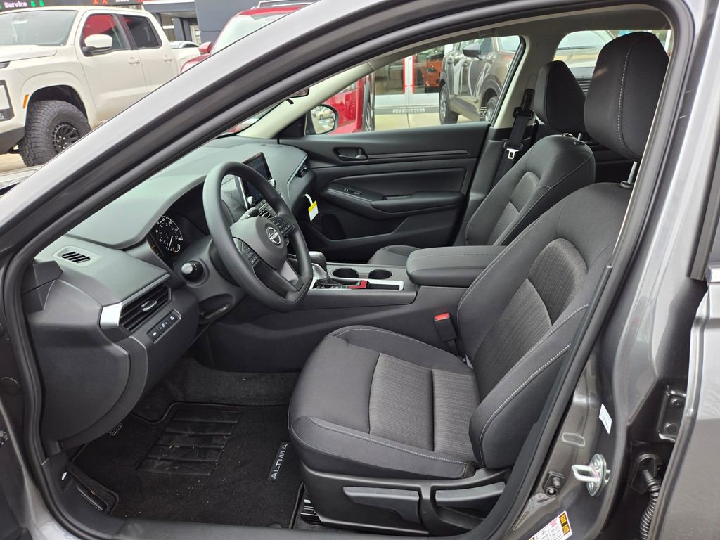 New 2025 Nissan Altima 2.5 S image 8
