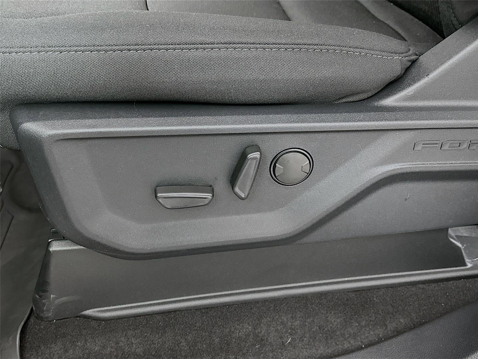 New 2026 Ford F150 XLT w/ Equipment Group 302A MID image 20