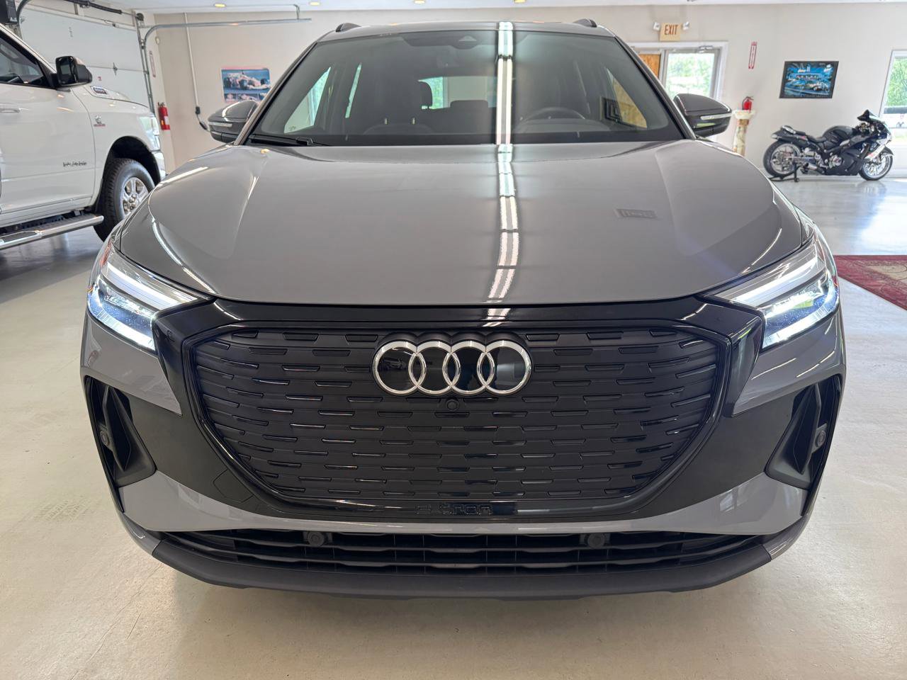 Used 2024 Audi Q4 e-tron Premium Plus w/ Premium Plus AWD/4WD image 29