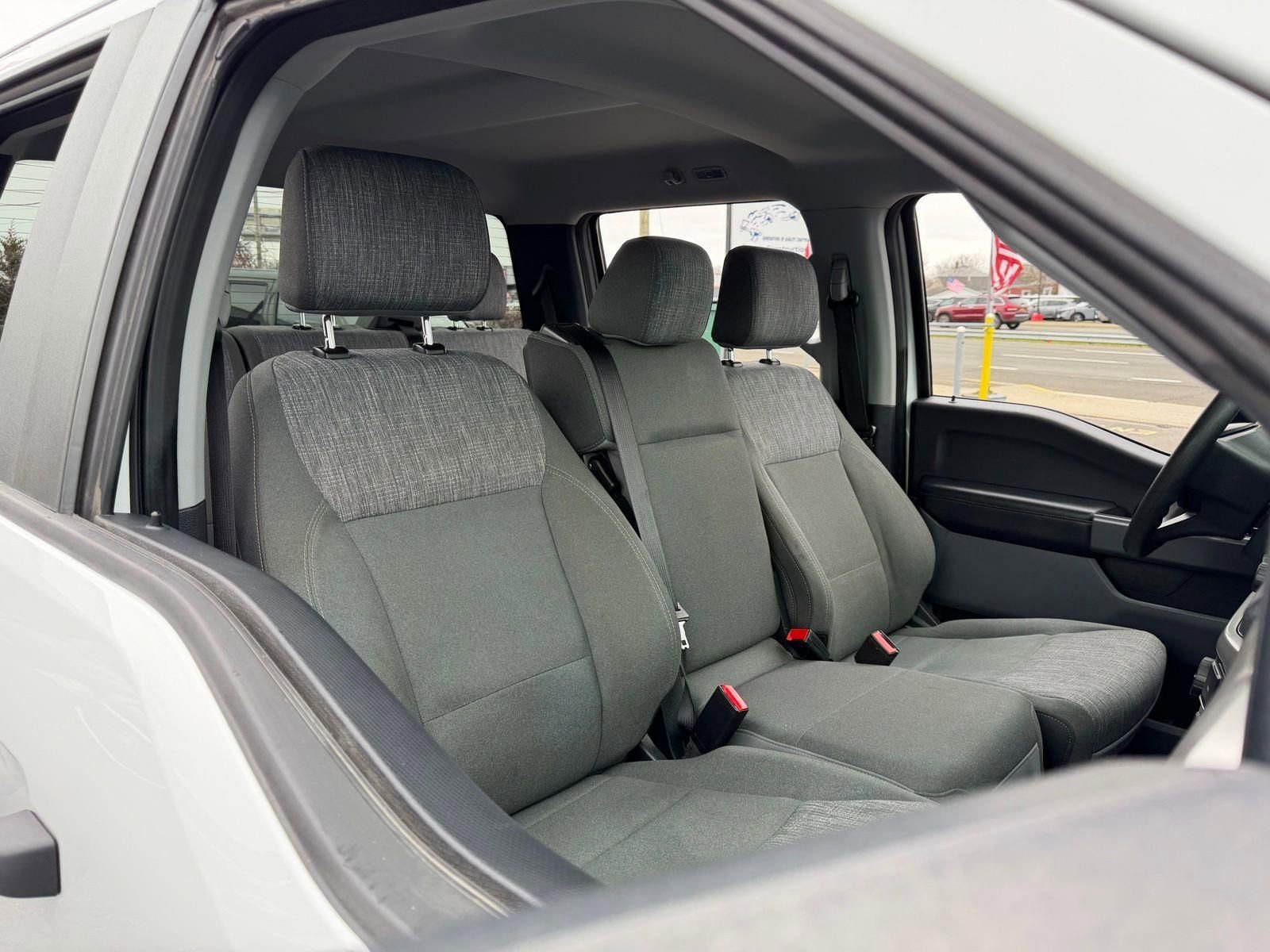 Used 2022 Ford F150 XLT w/ Trailer Tow Package image 11