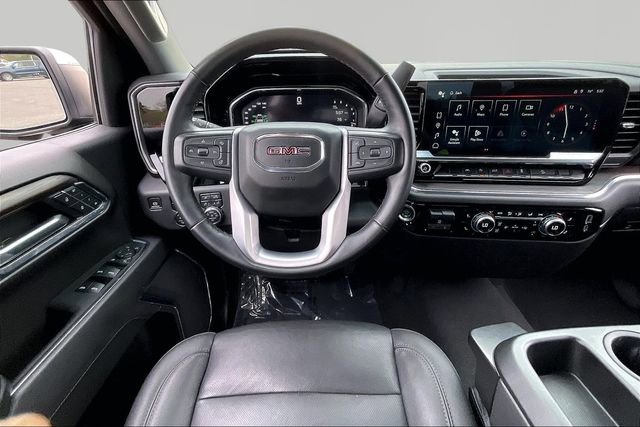 Used 2024 GMC Sierra 1500 SLT w/ X31 Off-Road Package AWD/4WD image 8