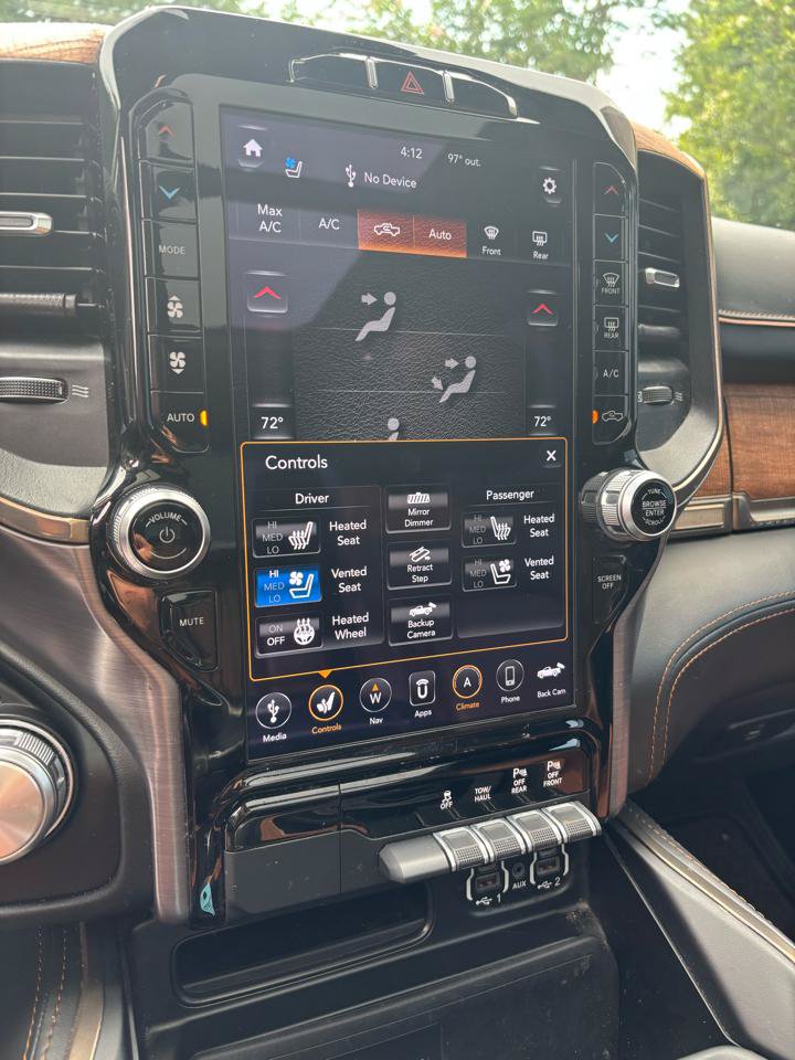 Used 2020 RAM 1500 Longhorn AWD/4WD image 11