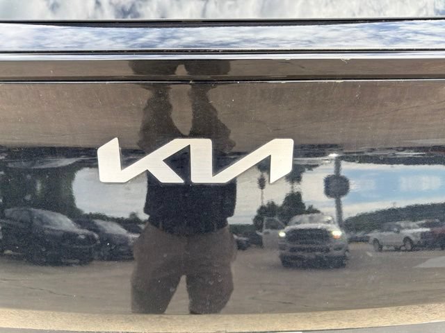 Used 2025 Kia Sportage EX w/ Premium Package FWD image 8