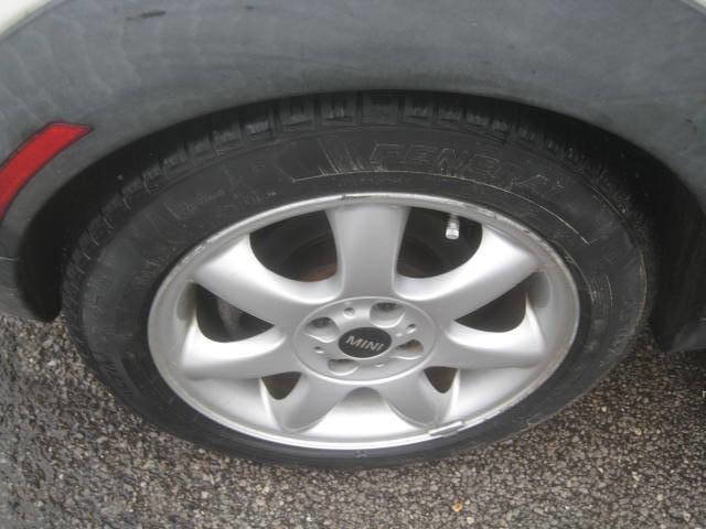 Used 2010 MINI Cooper Clubman Hardtop image 28