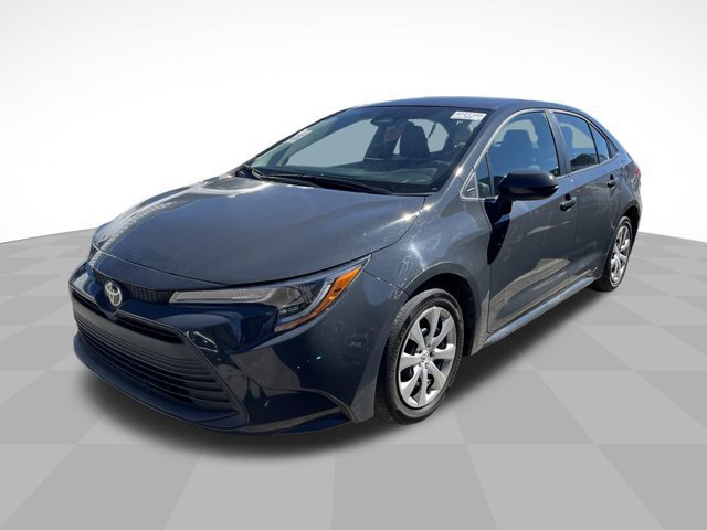 Used 2024 Toyota Corolla LE FWD image 3