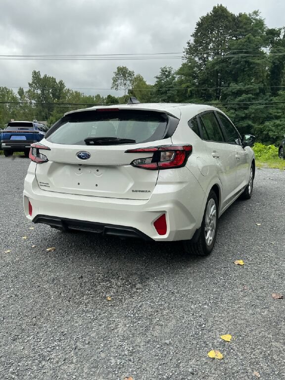 Certified 2024 Subaru Impreza 2.0i AWD/4WD image 5