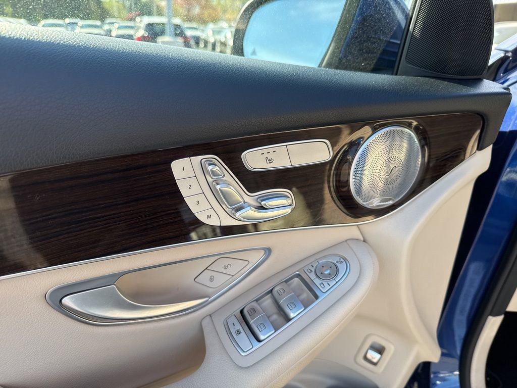 Used 2017 Mercedes-Benz GLC 300 4MATIC Coupe image 9