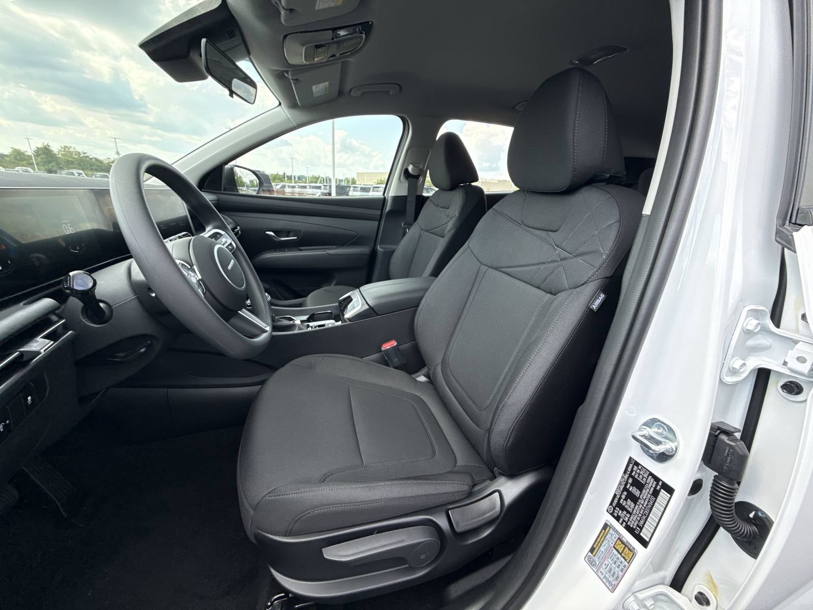 New 2026 Hyundai Tucson SE AWD/4WD image 13