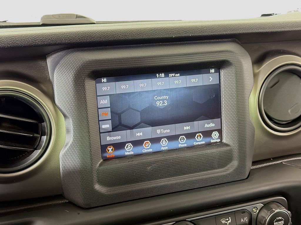 Used 2019 Jeep Wrangler Sport S image 33