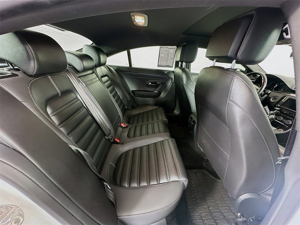 Used 2017 Volkswagen CC R-Line Executive image 26