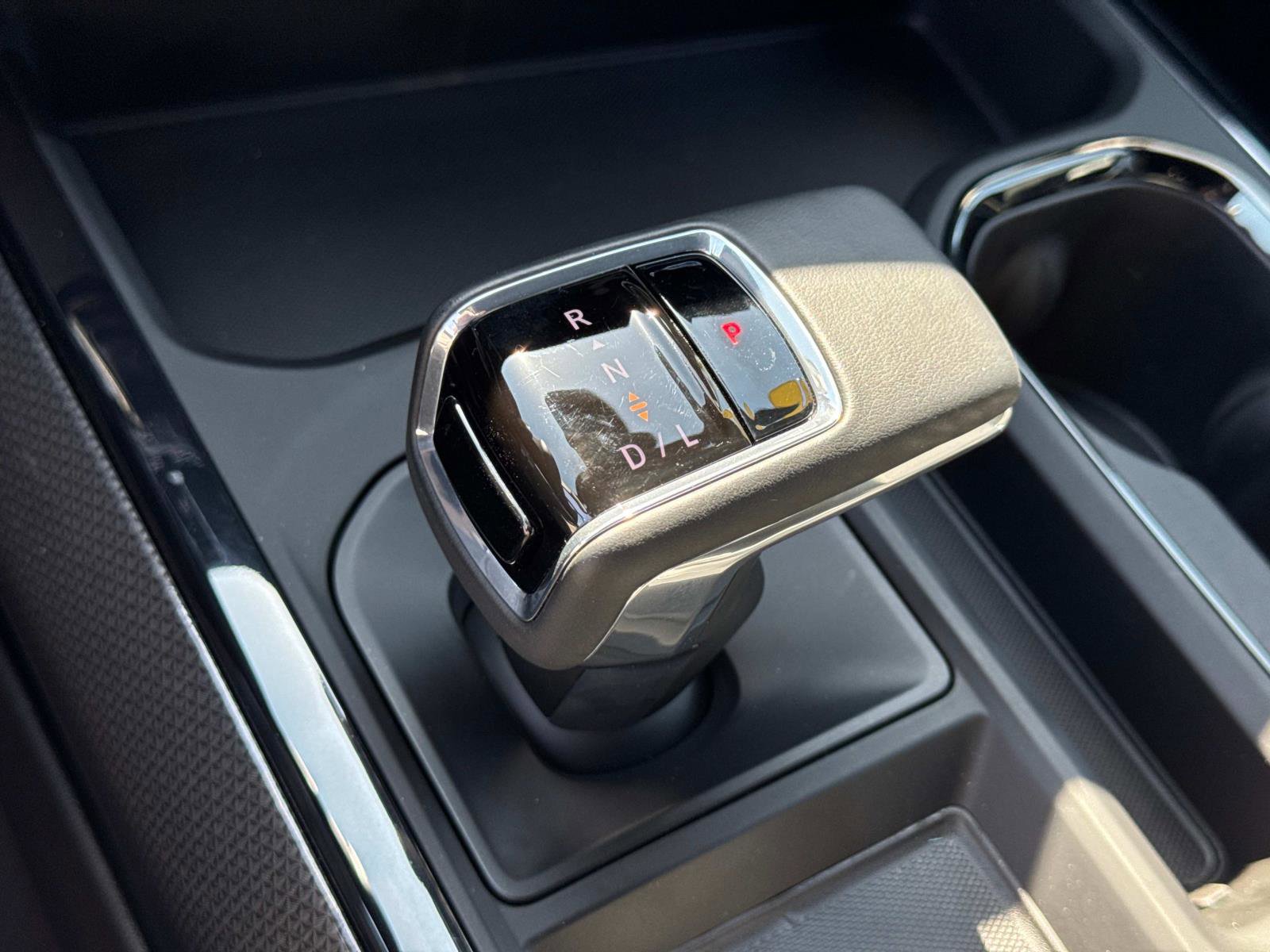 Used 2025 Chevrolet Silverado 1500 ZR2 w/ Technology Package image 30