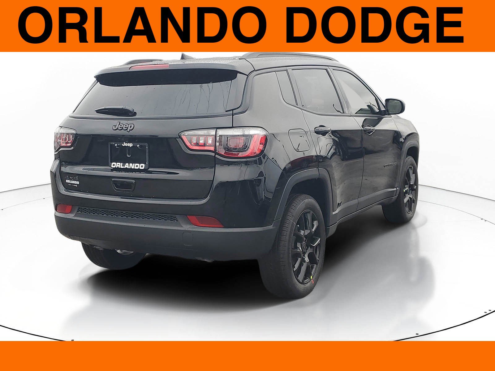 New 2026 Jeep Compass Latitude image 4