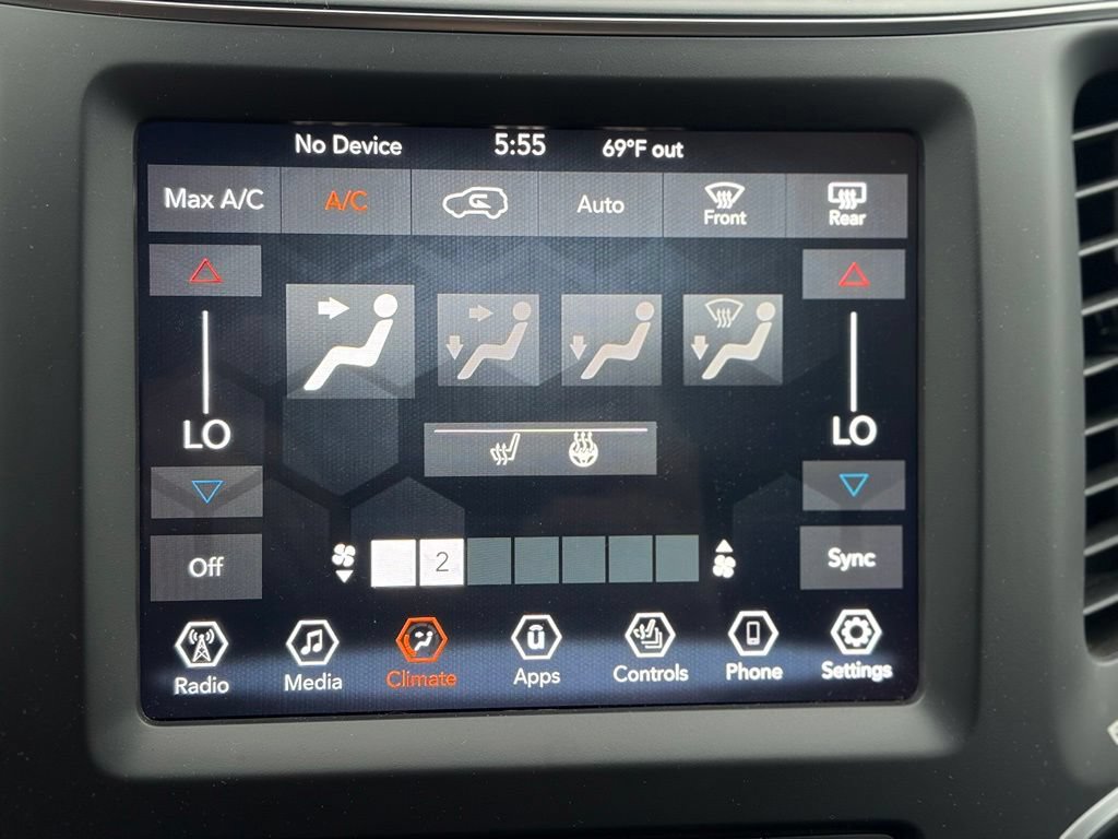 Used 2022 Jeep Cherokee Latitude Lux AWD/4WD image 36