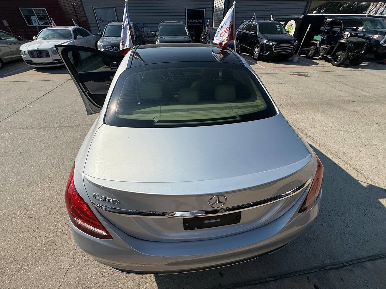 Used 2017 Mercedes-Benz C 300 Sedan image 28