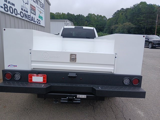 New 2026 RAM 5500 Tradesman w/ Chrome Appearance Group AWD/4WD image 10