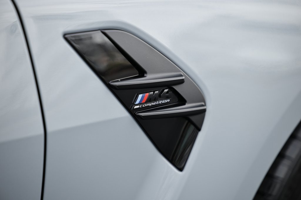 Certified 2025 BMW M4 Competition w/ Executive Package image 7