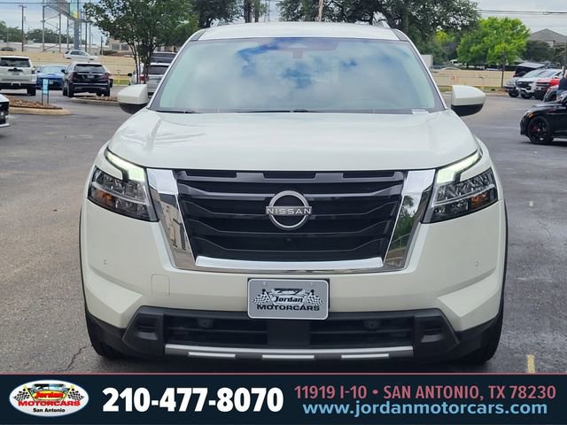 Used 2023 Nissan Pathfinder SL FWD image 8