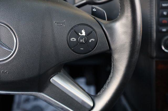 Used 2011 Mercedes-Benz GL 450 4MATIC image 30