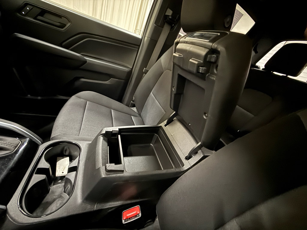 Used 2023 Chevrolet Colorado Trail Boss w/ LPO, Dark Essentials Package AWD/4WD image 40