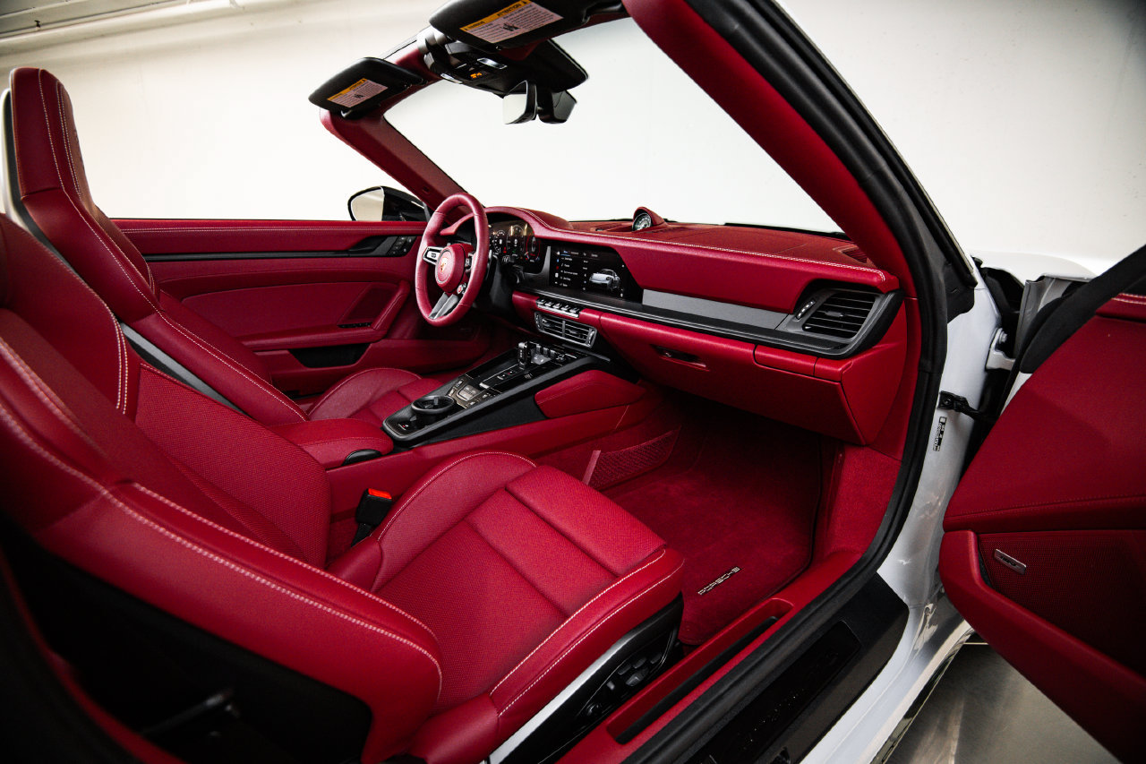 Certified 2026 Porsche 911 Carrera GTS RWD image 27