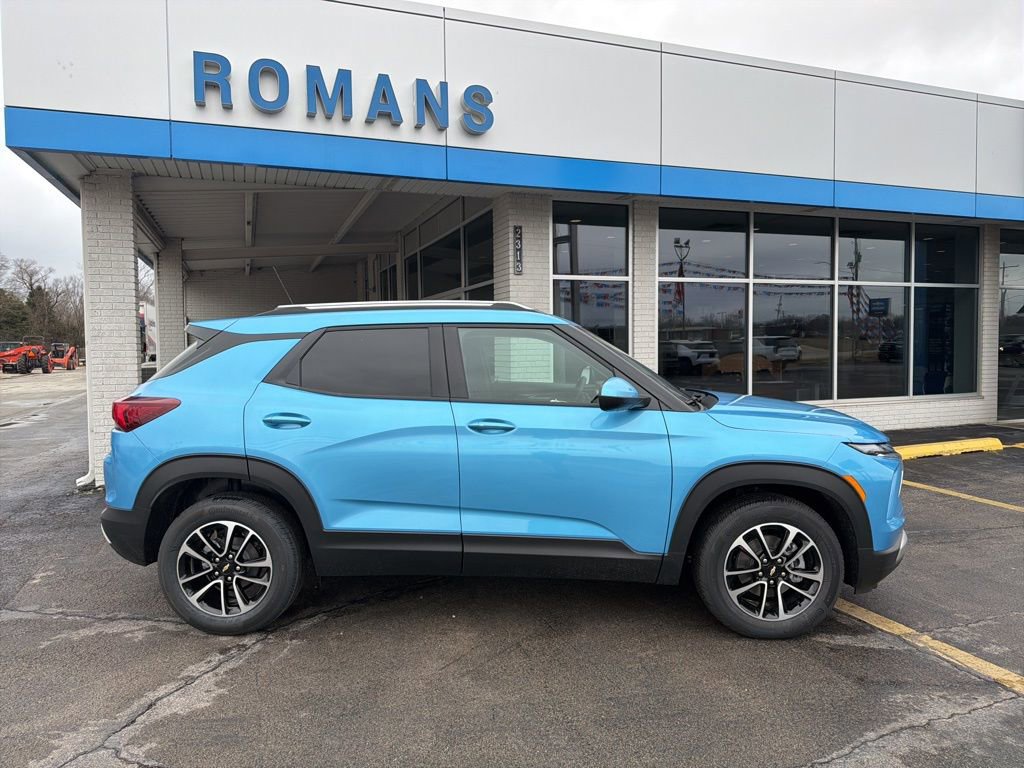 New 2026 Chevrolet TrailBlazer LT image 2