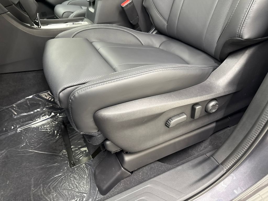 New 2025 Subaru Ascent Limited image 12