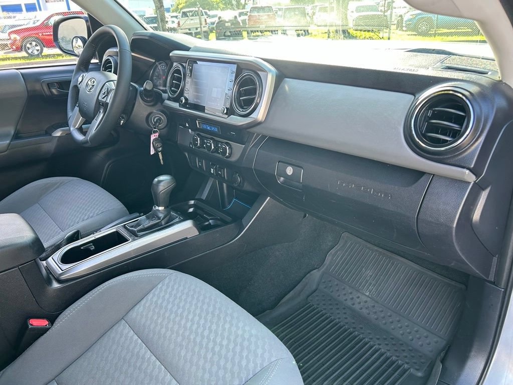 Used 2021 Toyota Tacoma SR5 RWD image 41
