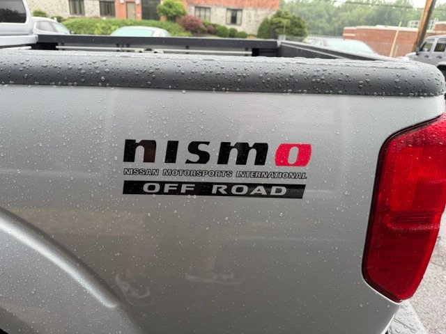Used 2006 Nissan Frontier NISMO w/ (J01) Sunroof Pkg AWD/4WD image 6