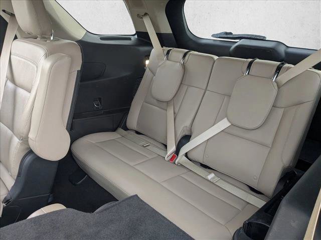 Used 2020 Ford Explorer Limited image 20