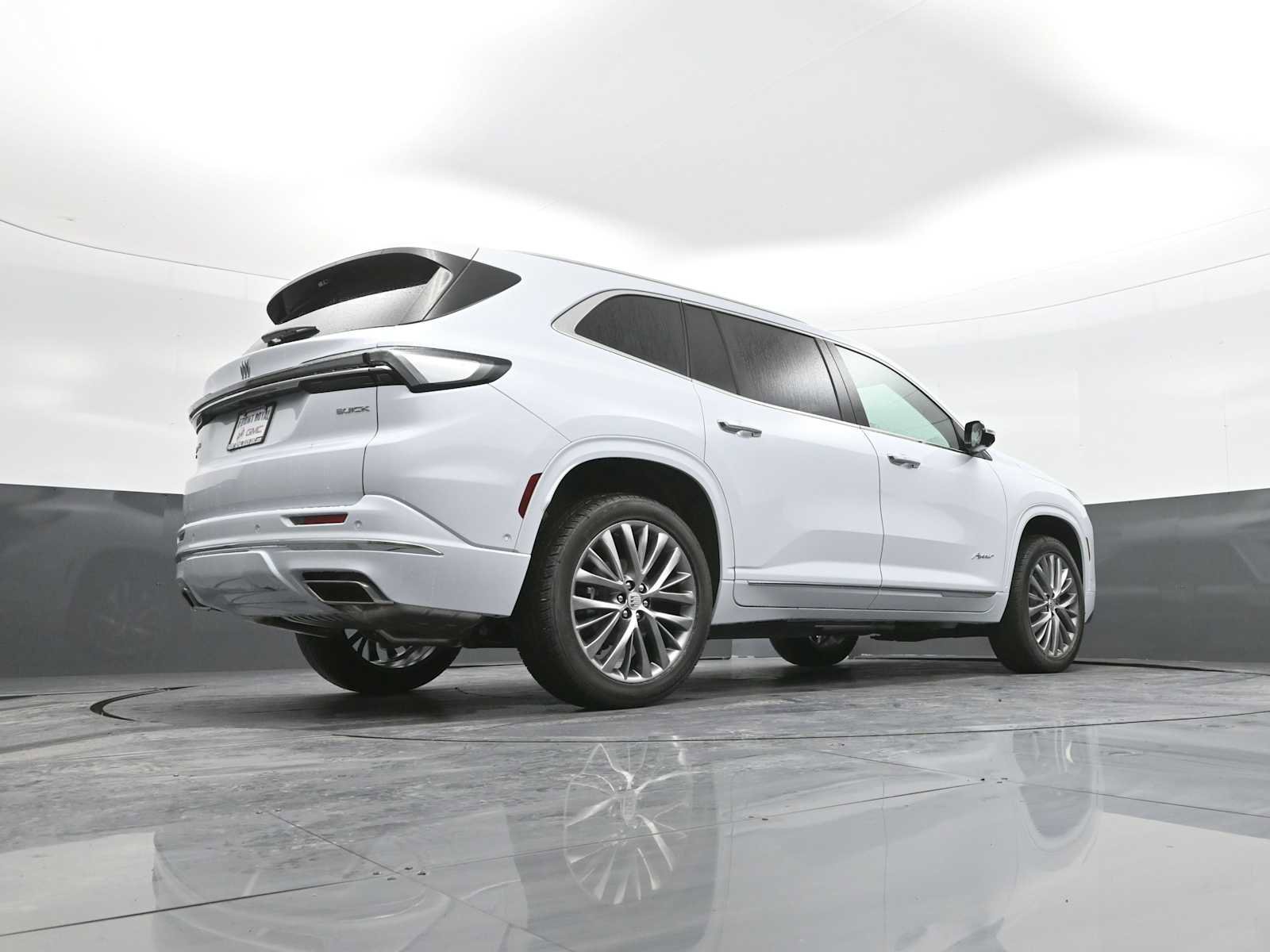 New 2026 Buick Enclave Avenir w/ Super Cruise Package image 24