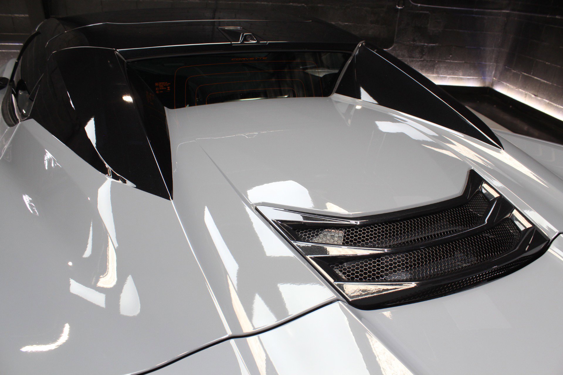 Used 2024 Chevrolet Corvette Stingray Premium Conv w/ Z51 Performance Package RWD image 21