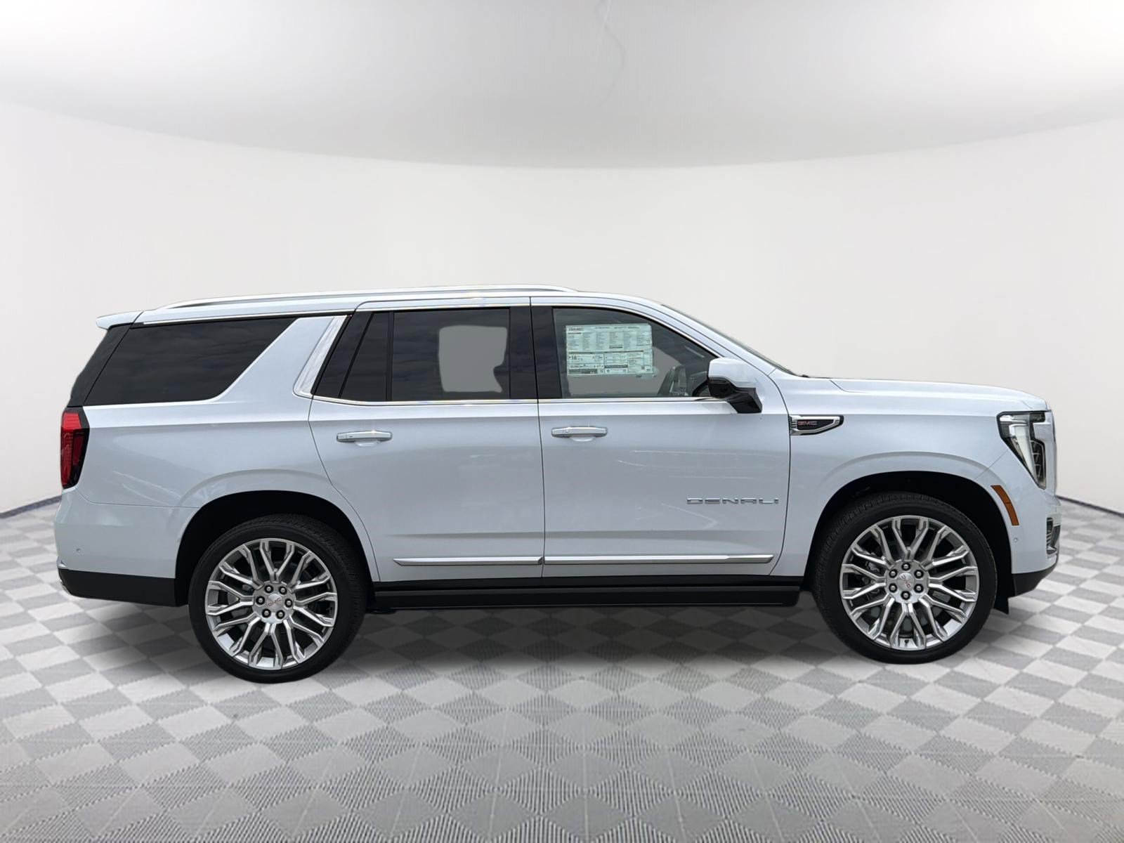 New 2026 GMC Yukon Denali w/ Denali Reserve Package AWD/4WD image 5