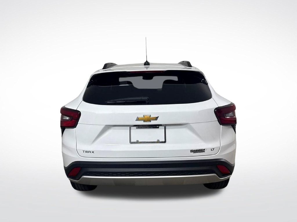 Used 2025 Chevrolet Trax LT w/ Driver Confidence Package FWD image 6