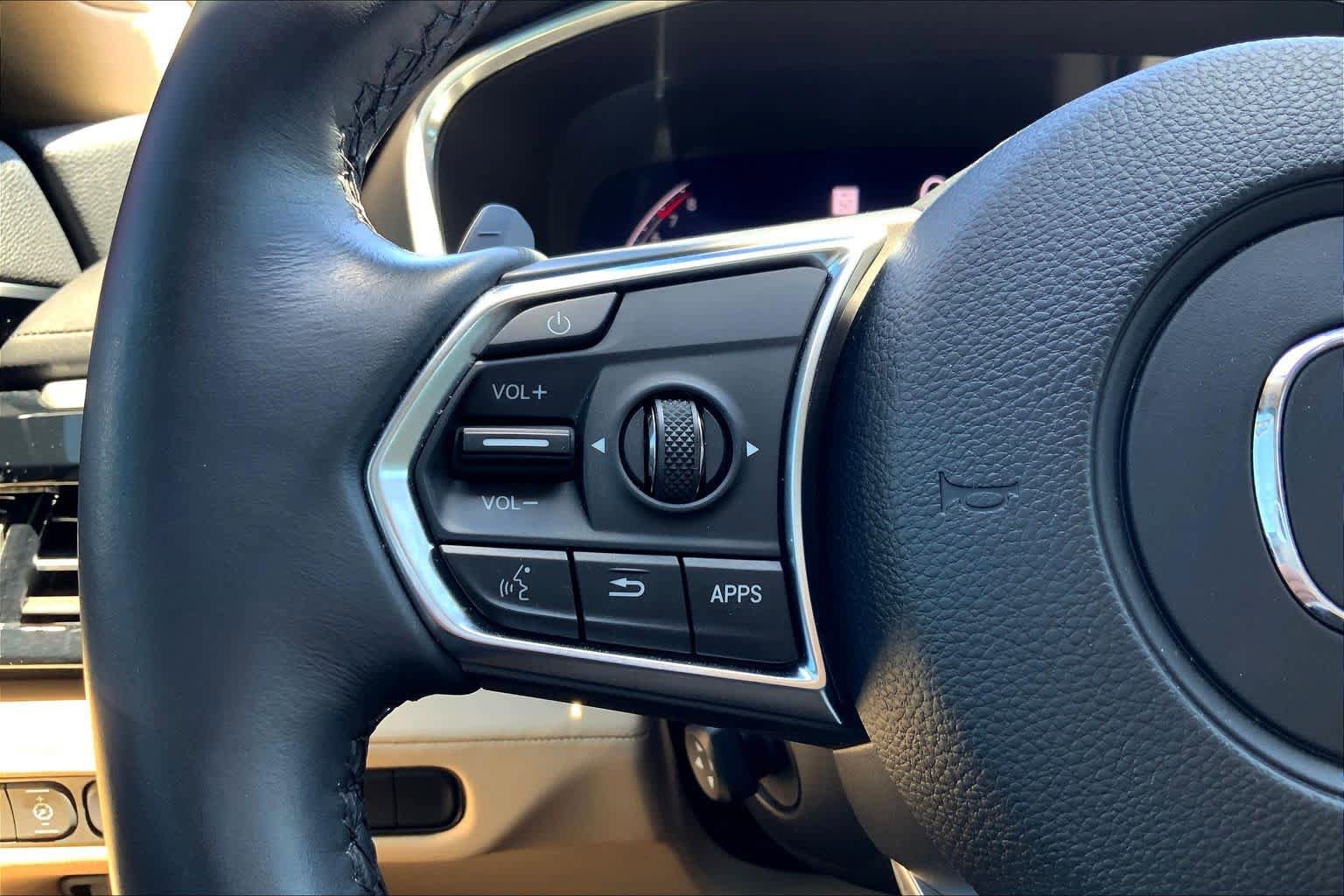 Used 2023 Acura MDX FWD w/ Technology Package image 24