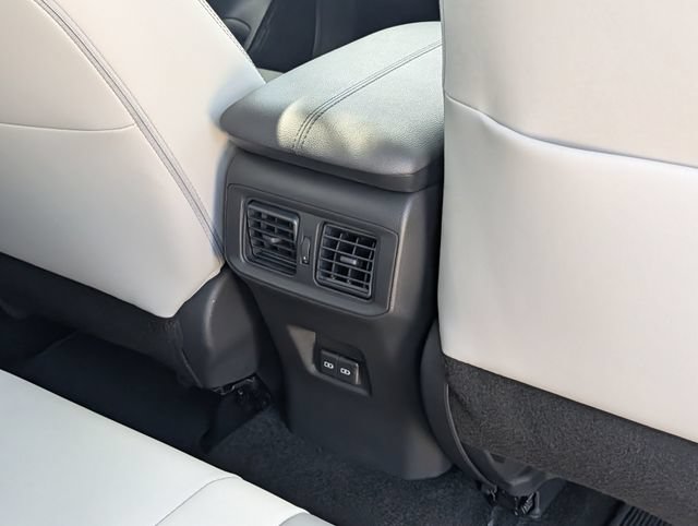 Used 2025 Toyota RAV4 XLE Premium FWD image 32