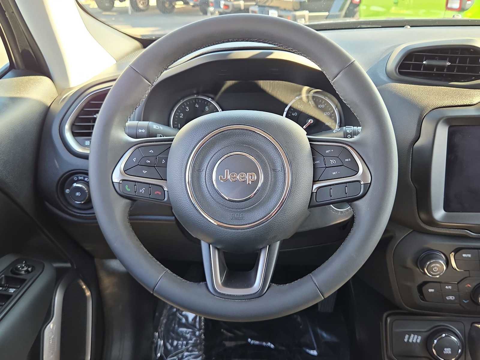 Used 2022 Jeep Renegade Latitude image 23