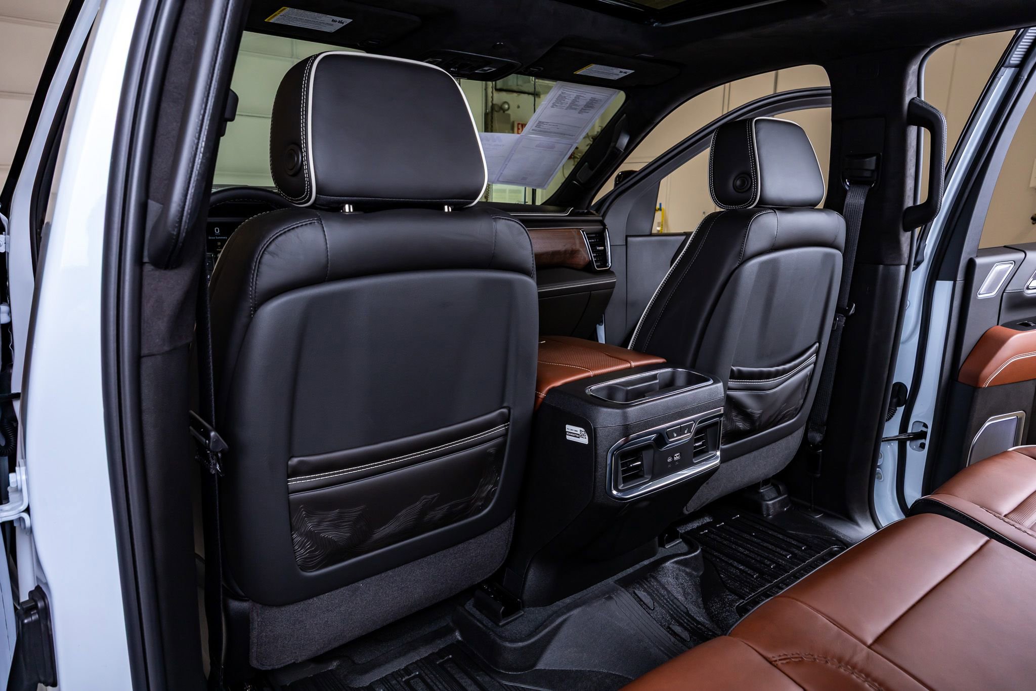 Used 2026 GMC Sierra 3500 Denali Ultimate AWD/4WD image 35