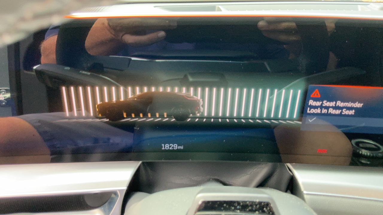 Used 2026 Cadillac Lyriq Premium Luxury RWD image 12