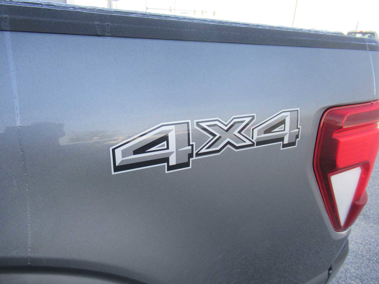 Used 2024 Ford F150 XLT w/ Equipment Group 302A MID image 12