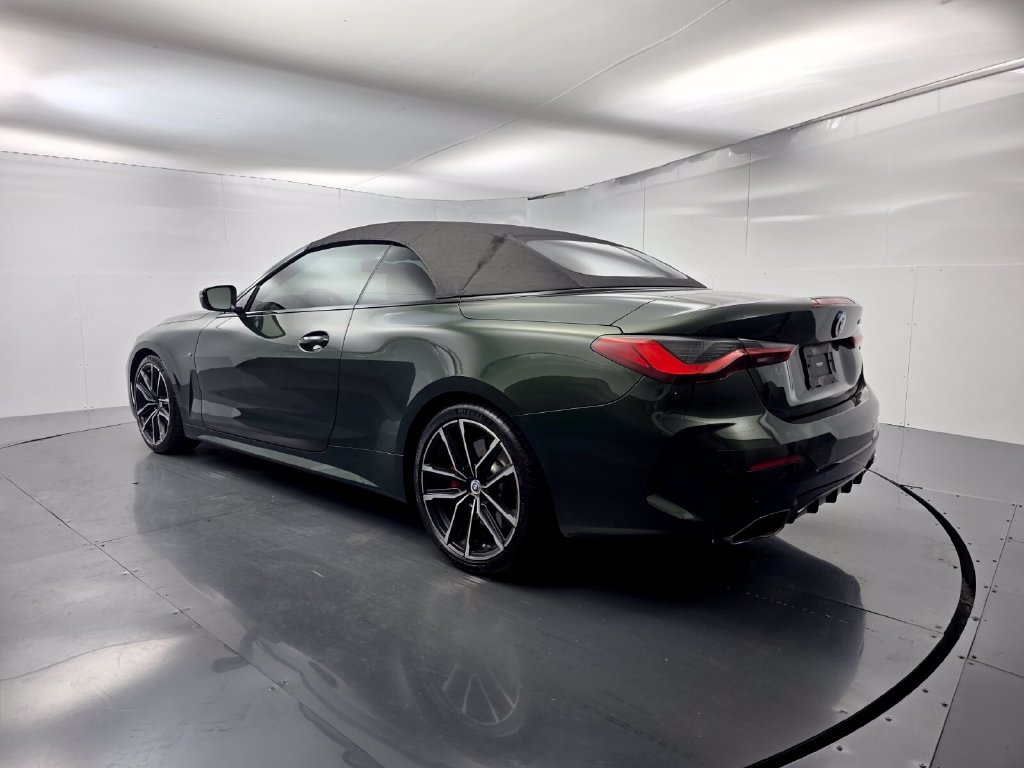 Used 2022 BMW M440i Convertible RWD image 7