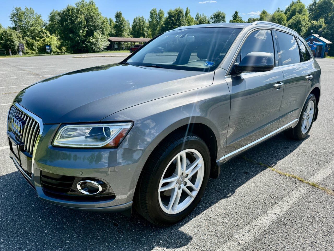 Used 2017 Audi Q5 2.0T Premium Plus AWD/4WD image 2